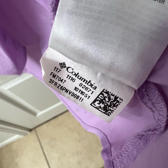 Columbia Men's Lavender Button Down Shirt - Picture 5 of 7